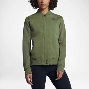 Nike Tech NSW Women’s Fleece Destroyer Zip Up Jacket Green Size Medium